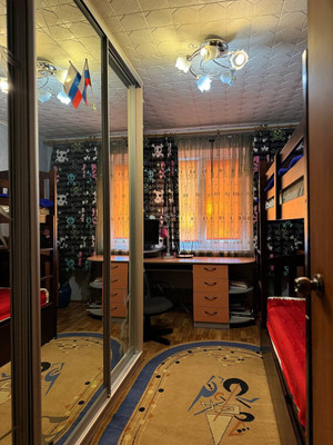 Продам трехкомнатную (3-комн.) квартиру, им. Матэ Залки ул, 1, Симферополь г