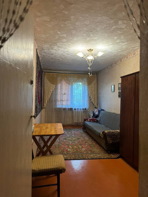 Продам трехкомнатную (3-комн.) квартиру, им. Матэ Залки ул, 1, Симферополь г