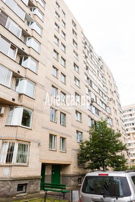 Продам однокомнатную (1-комн.) квартиру, Непокорённых пр-кт, 10к1, Санкт-Петербург г