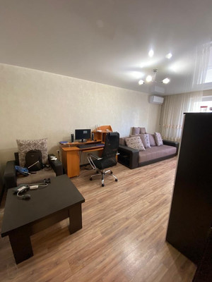 Продам двухкомнатную (2-комн.) квартиру, Висаитова ул, 3, Ростов-на-Дону г