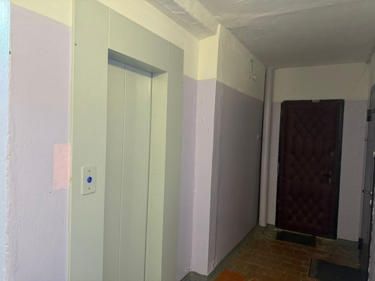 Продам трехкомнатную (3-комн.) квартиру, Псковская ул, 42к1, Великий Новгород г