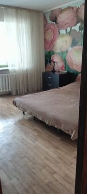 Продам двухкомнатную (2-комн.) квартиру, Таганрогская ул, 120к1, Ростов-на-Дону г