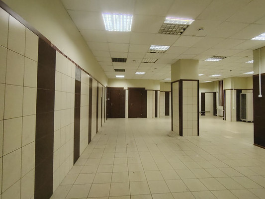 Сдам торговое помещение 190 м2, Пионерская ул, 1, Кировск г