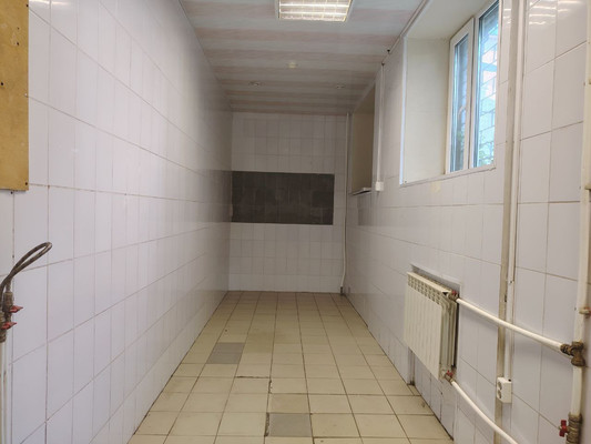 Сдам торговое помещение 190 м2, Пионерская ул, 1, Кировск г