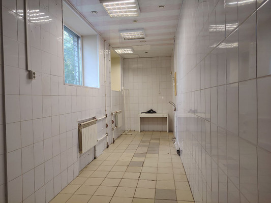 Сдам торговое помещение 190 м2, Пионерская ул, 1, Кировск г