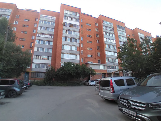 Продам двухкомнатную (2-комн.) квартиру, Ватутина ул, 10, Пенза г