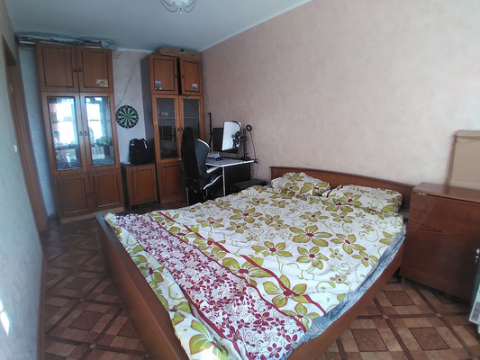 Продам двухкомнатную (2-комн.) квартиру, Ватутина ул, 10, Пенза г