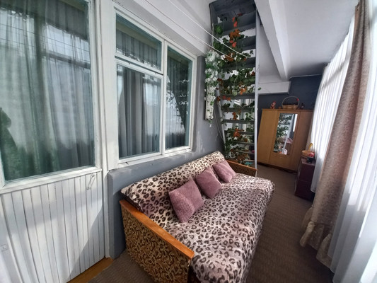 Продам трехкомнатную (3-комн.) квартиру, Ногмова ул, 31, Нальчик г