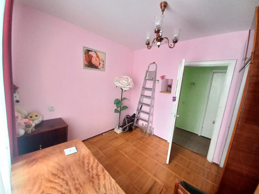 Продам трехкомнатную (3-комн.) квартиру, Ногмова ул, 31, Нальчик г