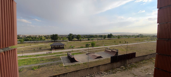 Продам трехкомнатную (3-комн.) квартиру, Угнич ул, 64, Баксан г