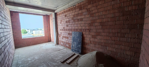 Продам трехкомнатную (3-комн.) квартиру, Угнич ул, 64, Баксан г