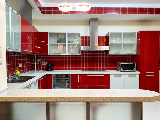 Продам трехкомнатную (3-комн.) квартиру, Тельмана ул, 13, Казань г