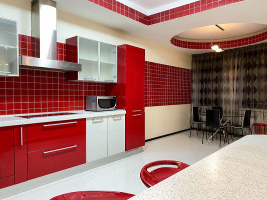 Продам трехкомнатную (3-комн.) квартиру, Тельмана ул, 13, Казань г