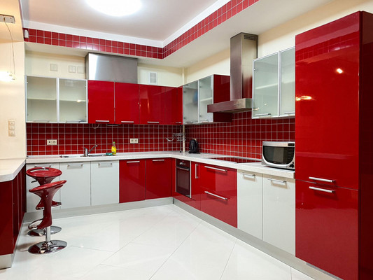 Продам трехкомнатную (3-комн.) квартиру, Тельмана ул, 13, Казань г