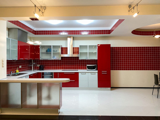Продам трехкомнатную (3-комн.) квартиру, Тельмана ул, 13, Казань г