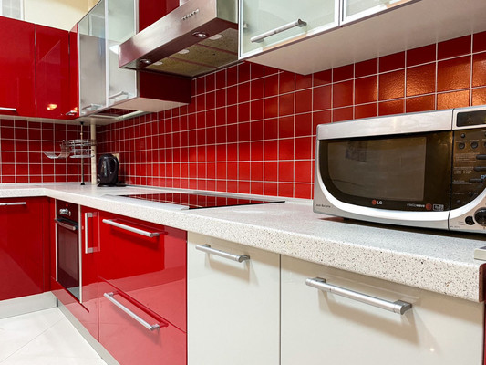 Продам трехкомнатную (3-комн.) квартиру, Тельмана ул, 13, Казань г
