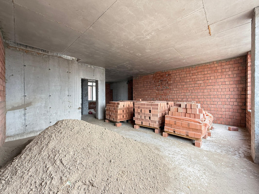 Продам трехкомнатную (3-комн.) квартиру, Ахохова ул, 104, Нальчик г