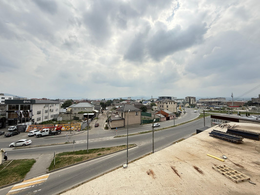 Продам трехкомнатную (3-комн.) квартиру, Ахохова ул, 104, Нальчик г