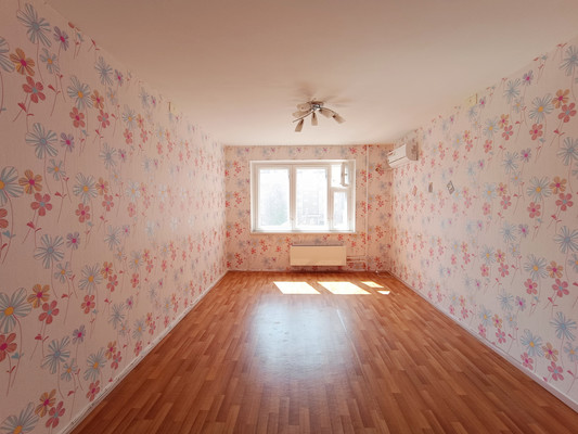 Продам трехкомнатную (3-комн.) квартиру, 1-й проезд, 17, Иваново г