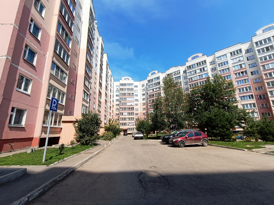 Продам трехкомнатную (3-комн.) квартиру, 1-й проезд, 17, Иваново г