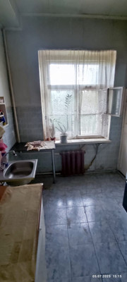 Продам 2-комн. в 4-комн. квартире, Обороны ул, 6, Павловск г