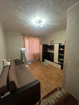 Продам однокомнатную (1-комн.) квартиру, Охтинская аллея, 8, Мурино п