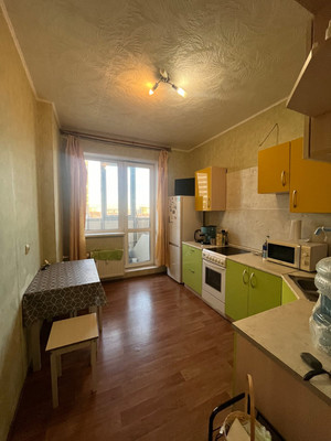 Продам однокомнатную (1-комн.) квартиру, Охтинская аллея, 8, Мурино п