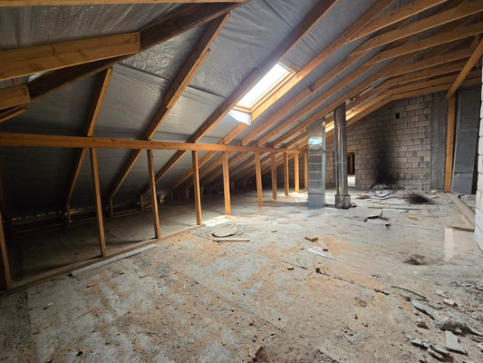 Продам трехкомнатную (3-комн.) квартиру, Шарданова ул, 48к6, Нальчик г