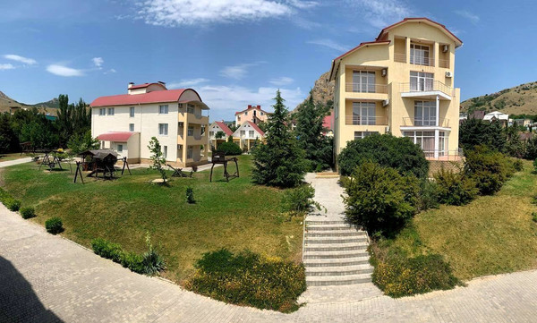 Продам гостиницу 4 500 м2, Морская ул, 3, Коктебель пгт
