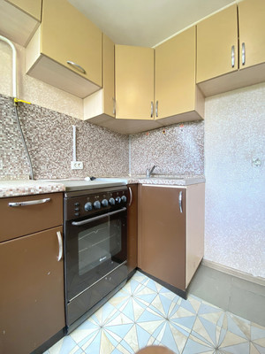 Продам двухкомнатную (2-комн.) квартиру, Джона Рида ул, 8, Серпухов г