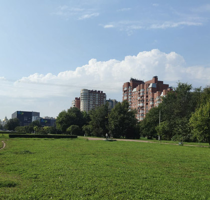 Продам многокомнатную квартиру, Комендантский пр-кт, 27к1, Санкт-Петербург г