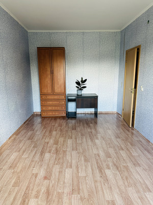 Продам однокомнатную (1-комн.) квартиру, Ветеранов ул, 1, Вартемяги д