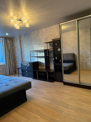 Продам двухкомнатную (2-комн.) квартиру, Строительная ул, 13, Видное г
