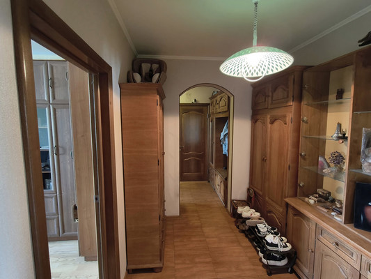 Продам трехкомнатную (3-комн.) квартиру, Можайское ш, 39, Москва г