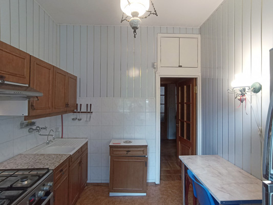 Продам трехкомнатную (3-комн.) квартиру, Алтайская ул, 20/26, Санкт-Петербург г