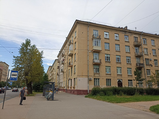 Продам трехкомнатную (3-комн.) квартиру, Алтайская ул, 20/26, Санкт-Петербург г