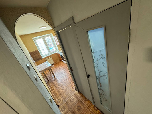 Продам трехкомнатную (3-комн.) квартиру, Водонасосная ул, 68к4, Комсомольск-на-Амуре г