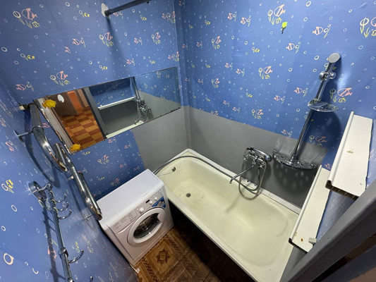 Продам трехкомнатную (3-комн.) квартиру, Водонасосная ул, 68к4, Комсомольск-на-Амуре г