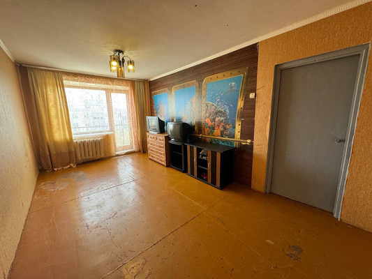 Продам трехкомнатную (3-комн.) квартиру, Водонасосная ул, 68к4, Комсомольск-на-Амуре г