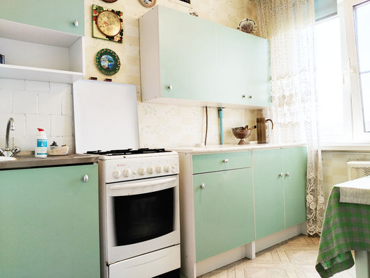 Продам двухкомнатную (2-комн.) квартиру, Пахринский проезд, 10, Подольск г