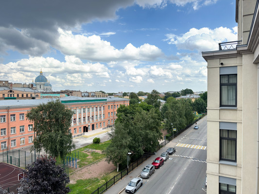 Продам трехкомнатную (3-комн.) квартиру, 11-я Красноармейская ул, 11, Санкт-Петербург г