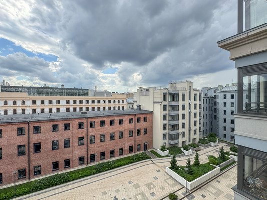 Продам трехкомнатную (3-комн.) квартиру, 11-я Красноармейская ул, 11, Санкт-Петербург г
