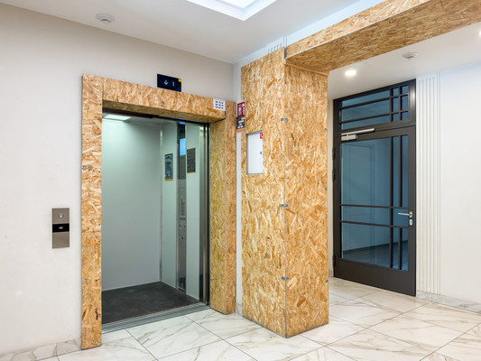 Продам трехкомнатную (3-комн.) квартиру, 11-я Красноармейская ул, 11, Санкт-Петербург г