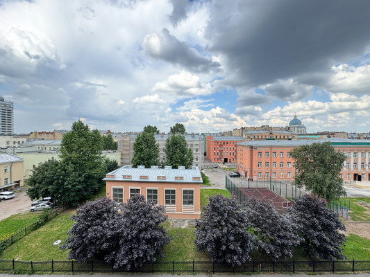 Продам трехкомнатную (3-комн.) квартиру, 11-я Красноармейская ул, 11, Санкт-Петербург г