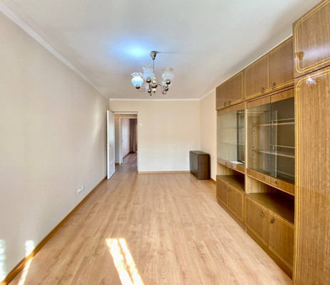 Продам двухкомнатную (2-комн.) квартиру, Садовая (Львовский мкр.) ул, 9, Подольск г