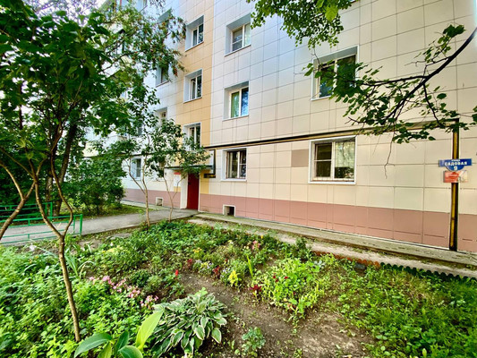 Продам двухкомнатную (2-комн.) квартиру, Садовая (Львовский мкр.) ул, 9, Подольск г