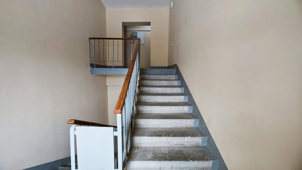 Продам двухкомнатную (2-комн.) квартиру, Меридианная ул, 3, Казань г