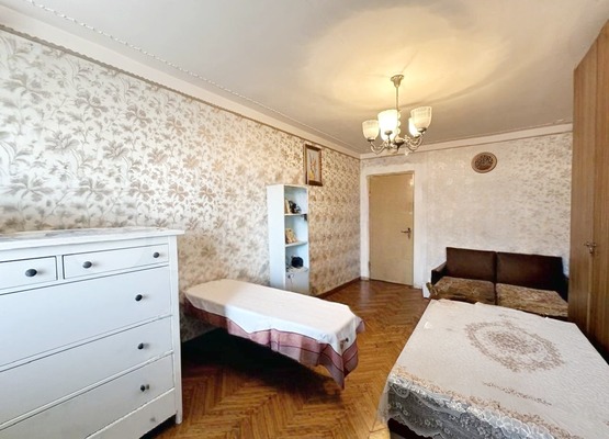 Продам двухкомнатную (2-комн.) квартиру, Рашпилевская ул, 331, Краснодар г