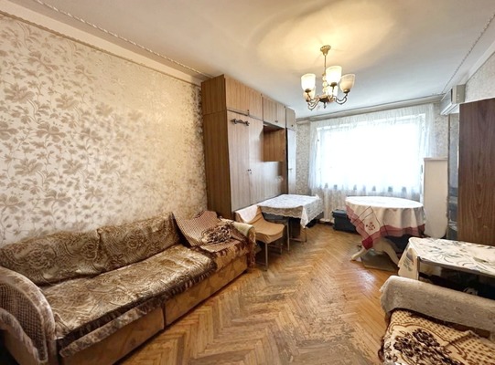 Продам двухкомнатную (2-комн.) квартиру, Рашпилевская ул, 331, Краснодар г