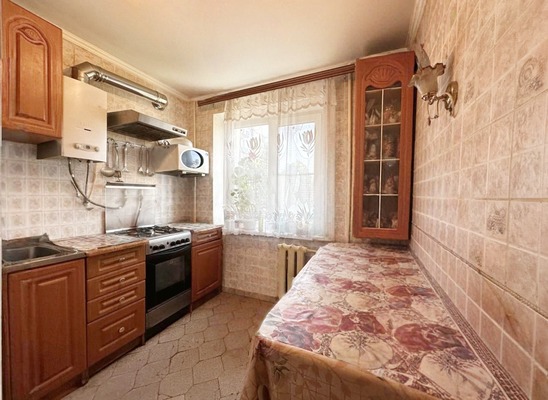 Продам двухкомнатную (2-комн.) квартиру, Рашпилевская ул, 331, Краснодар г